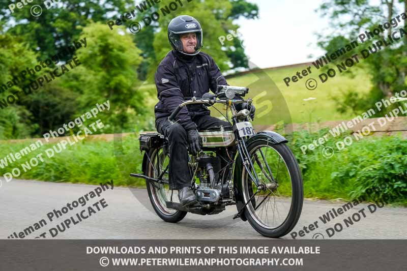 Vintage motorcycle club;eventdigitalimages;no limits trackdays;peter wileman photography;vintage motocycles;vmcc banbury run photographs